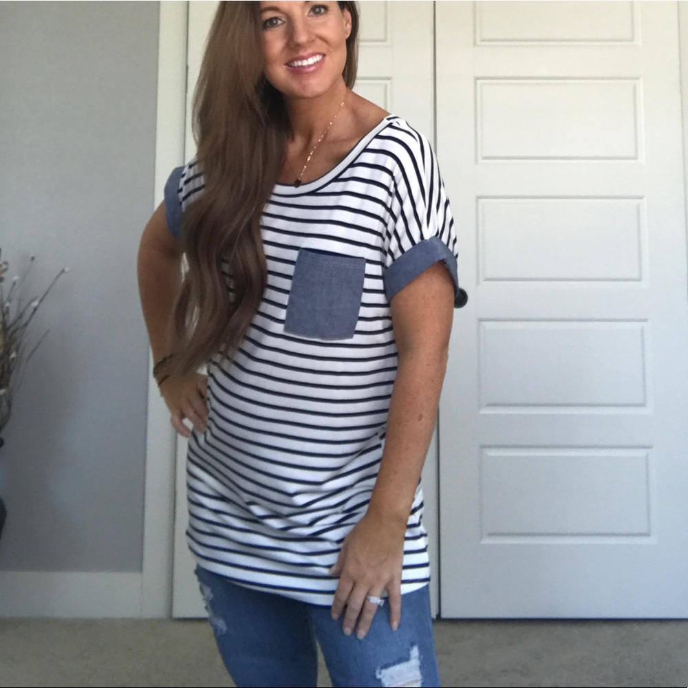 CHAMBRAY POCKET TOP